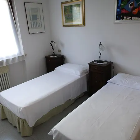 Carmen Apartment *