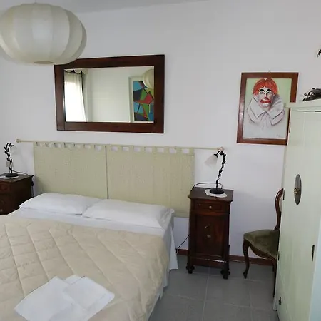 Carmen Apartment *